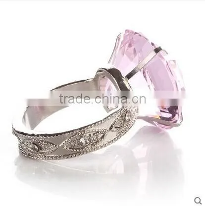 2016 Decorative Diamond Crystal Napkin Ring For Wedding