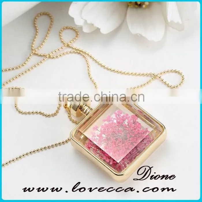 Square Gold Plated Locket Dried Real Flower Necklace