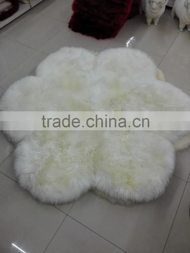 new style wholesale flower shape sheep fur blanket