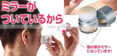 Sunscreen makeup foundation loose powder with SPF 50 made in Japan