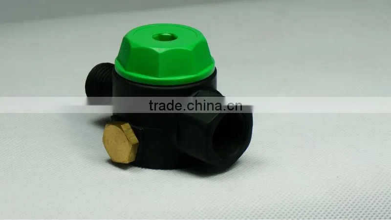 inlet water strainers prevents debris from entering the pump