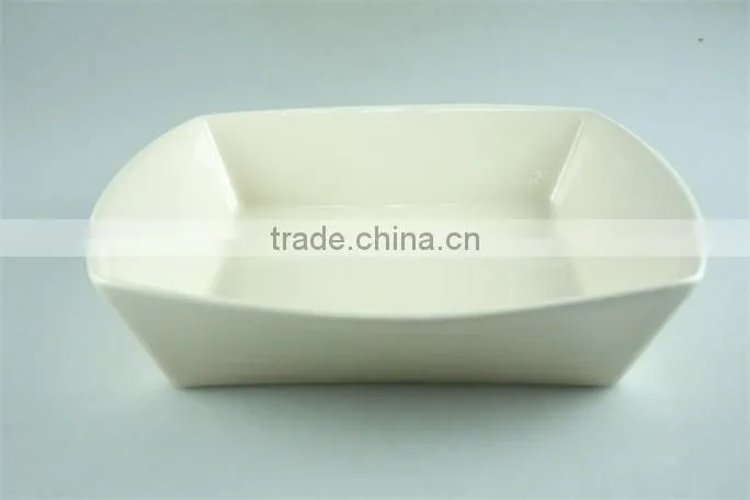 Ivory colored ceramic bakeware with lid , ceramic casserole dish serving tray
