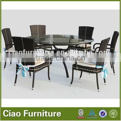 commercial wicker table and chair hotel table set