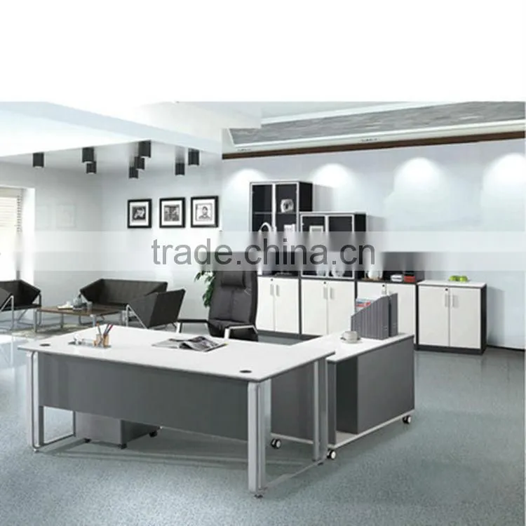 2015 The Hottest Prime Quality Good Prices Stainless Steel Base Dining Table