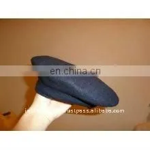KNITTED BERET CAP