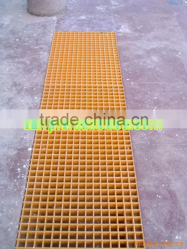 Walkway floor FRP grating