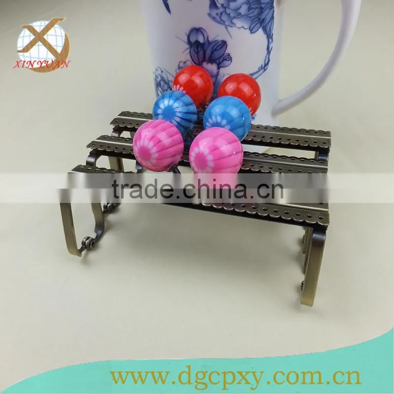 women handbag popular metal handbag handle with blue kiss clasp
