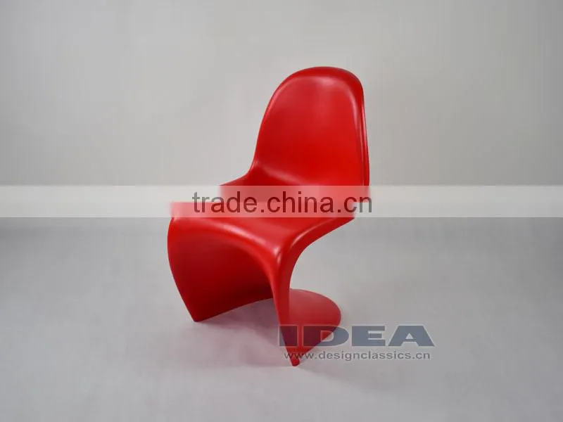 Replica Verner Chair - Red Color