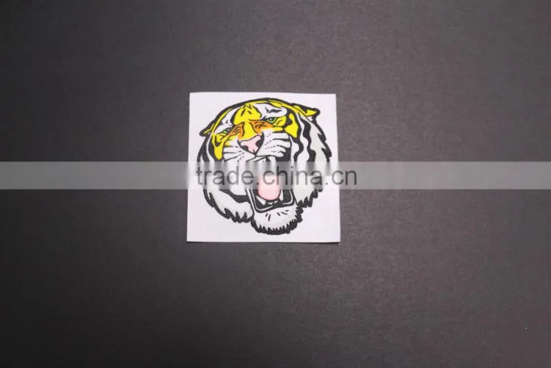 2016 Wholesale Cheap Custom Self-adhesive Embroidery Patch