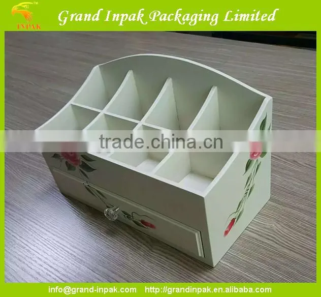High Quality Wooden Jewelry Storage and Display with Flower Drawing
