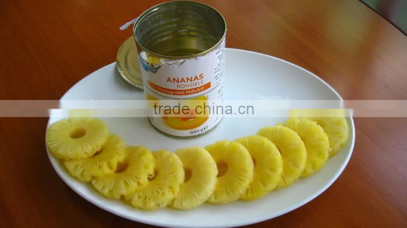 Pineapple in light syrup
