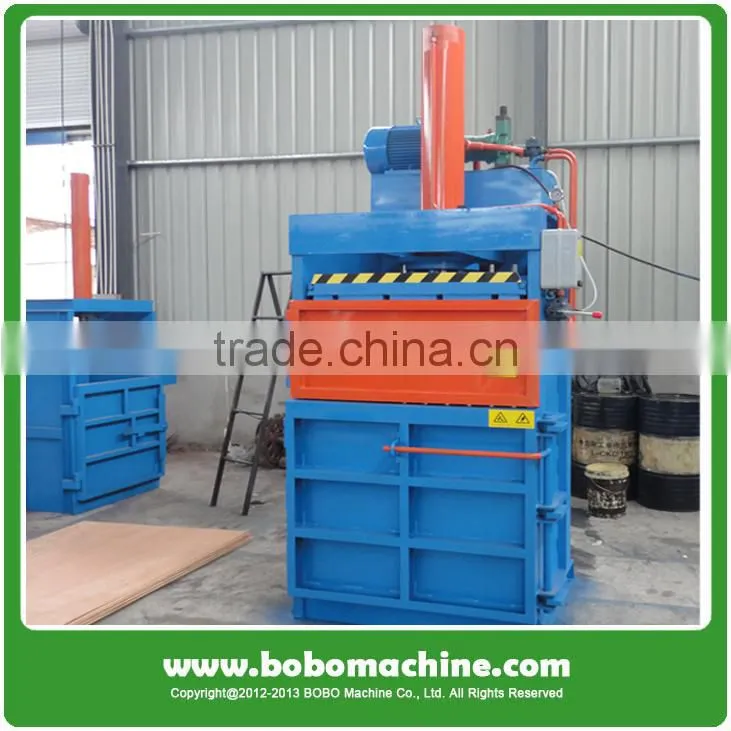 Plastic recycling hydraulic vertical baler machine