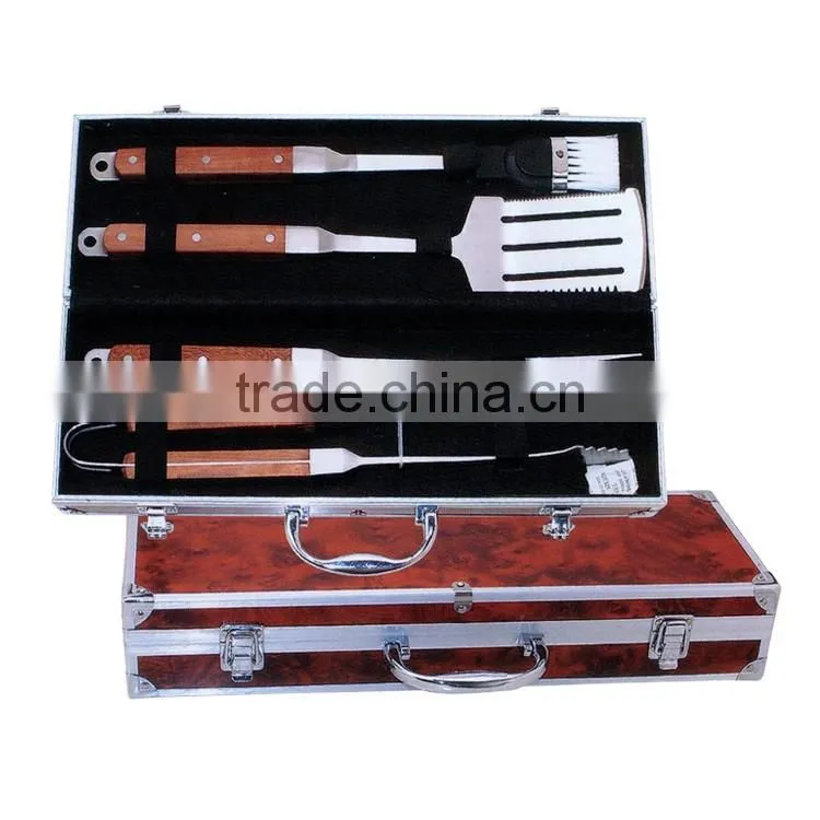 4pcs high quality luxury BBQ tool set