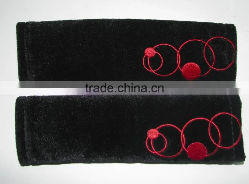 Customized Authorization Pattern Embroidery Car Shoulder Pad