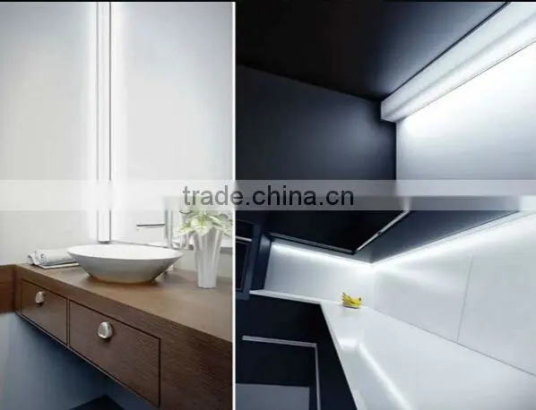 HOT sale !!!CE &RoHS 12V&4.8W non-waterproof 1210 60leds LED rigid strip
