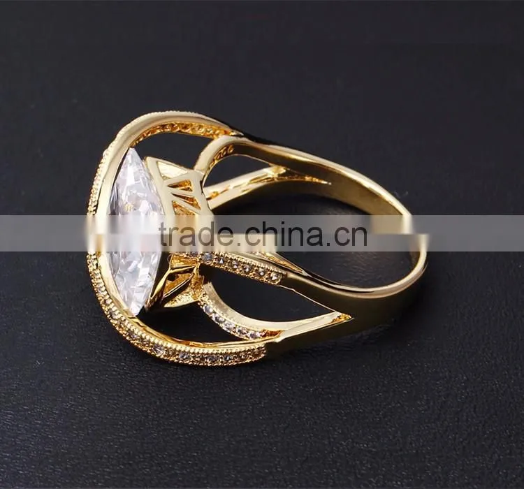2016 Jewelry Ring Model Clear Zircon Stone Square Cross Shape Unique Design Ring