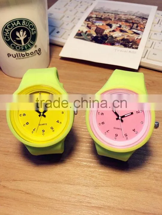 Attactive whole luminous silicone jelly watches top sale interchangeable strap watch