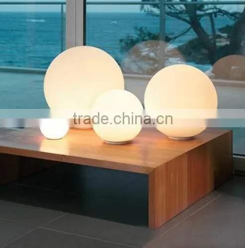 Decorative Hand Knitting Cover Glass Bedside Table Lamp with White Glass lamp Shade