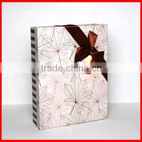 Top Grade ! High Quality Hot Sale Custom Printed White Paper Scarf Packaging Box Wholesale