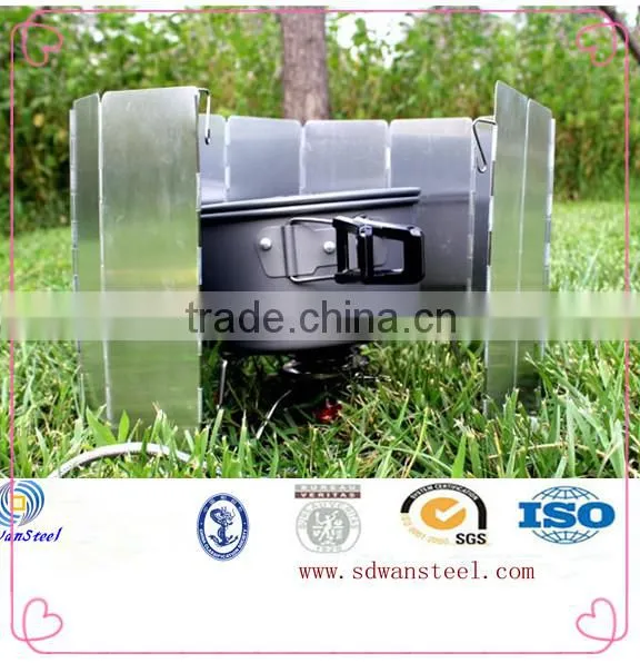 steel wind deflector for picnic