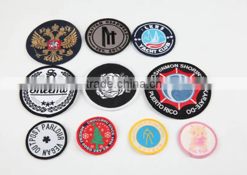 2016 Hot sale low price back cover fold woven label in high quality