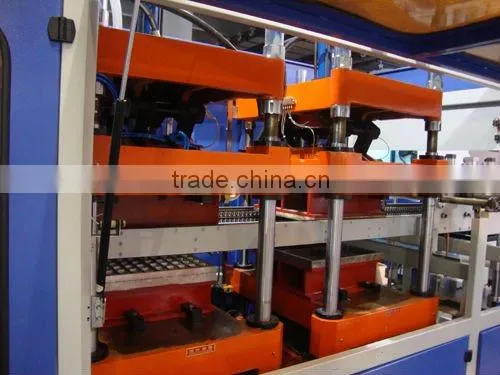 in line cutting vacuum forming machine