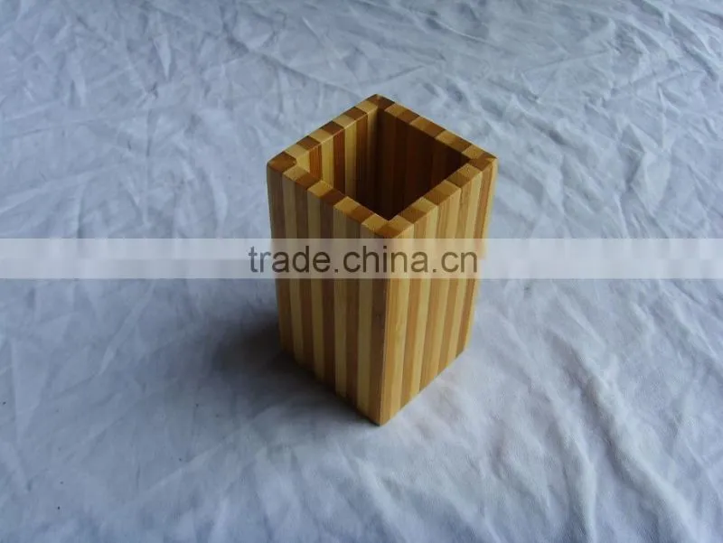 Bamboo bathroom accessories