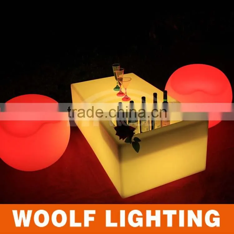 2014 hot waterproof plastic led rectangle table with cooler