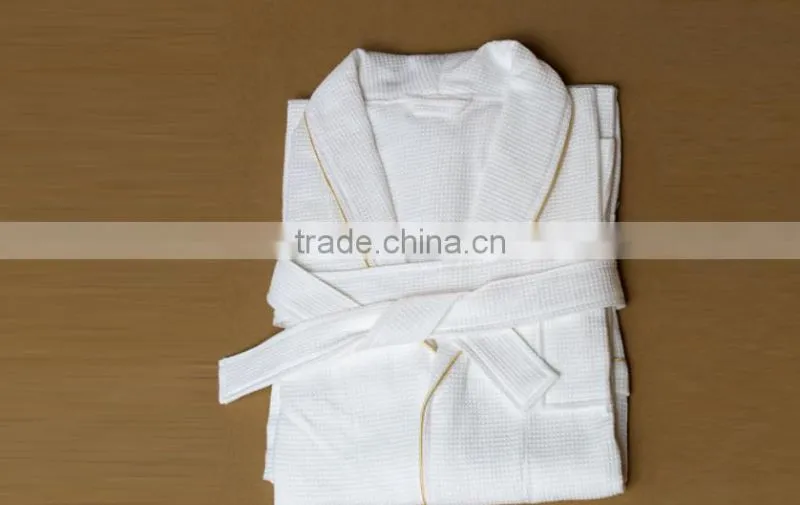 100 Cotton White Adult Waffle Bathrobe For Hotel