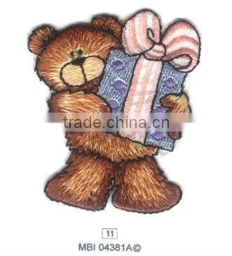 the fantasy bear gift design trimming embroidery