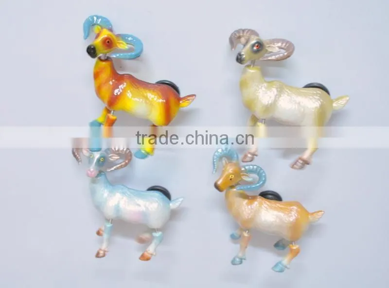 4 inch Small Sheep Eat Dollor Plastic Fridge Magnets Maker