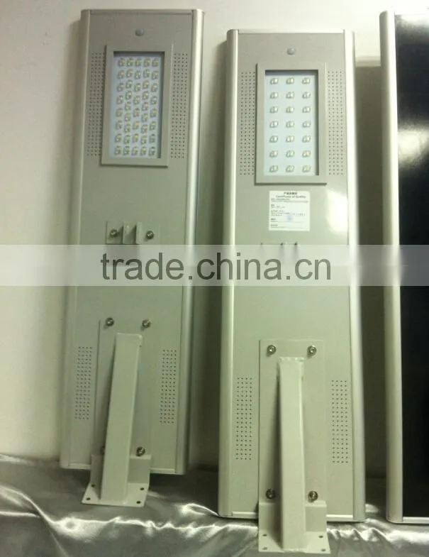 70W All in one SOLAR POWERED LED STREET LIGHT