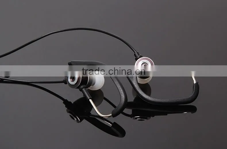 Wholesale High Quality Sport Earphone Metal Earphone for Samsung Earphone for Iphone