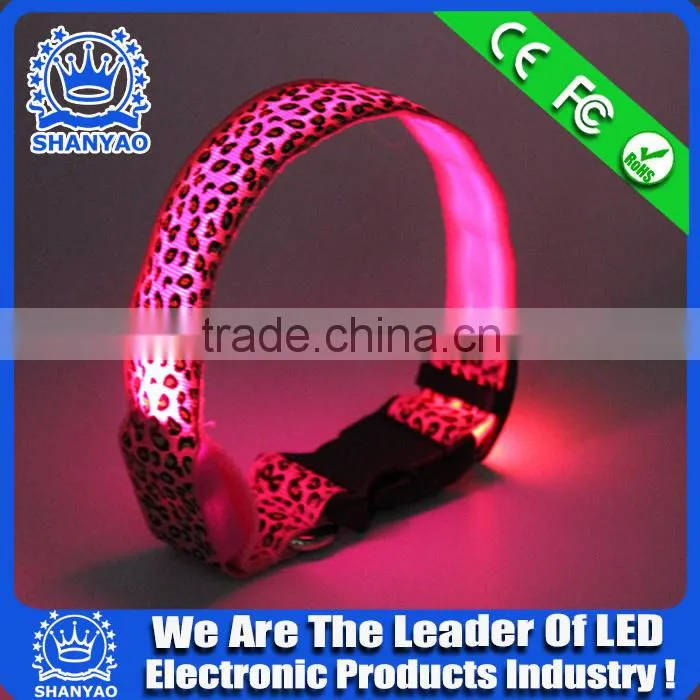 2015 Hot Selling Christmas LED Plastic Dog Collar With Leopard