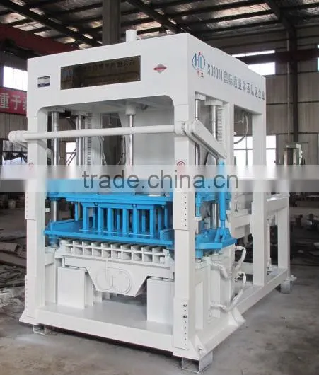 Hot selling good quality automatic hollow block making machine QT4-15B
