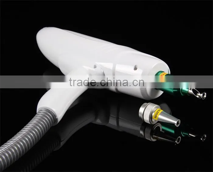 Laser tattoo removal equipment
