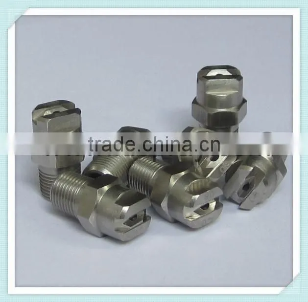 Low-pressure flat fan spray water nozzle