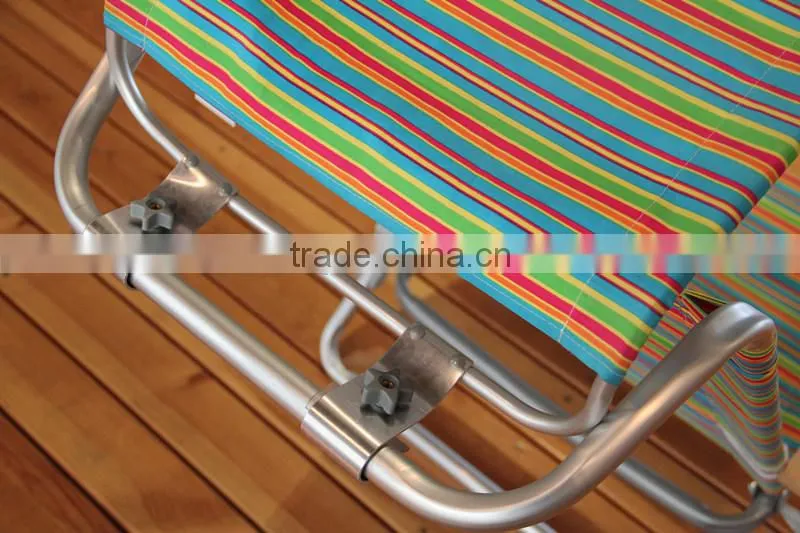 Adjustable wooden beach chair with sun shade