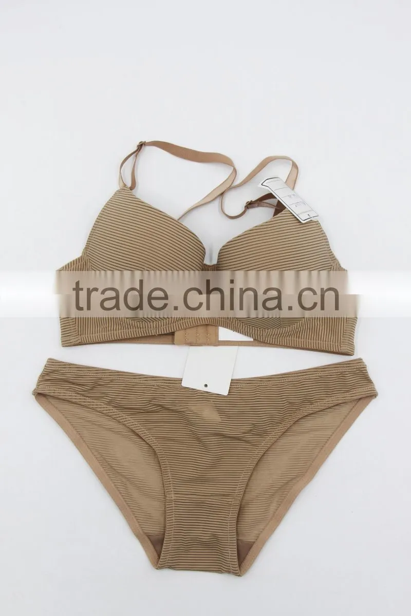 Sexy and comfortable bra set High Quality Ladies Striated Sexy panty and bra sets