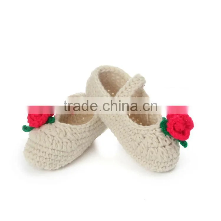 Flower Button Style Free Pattern Crochet Baby Girls Shoes