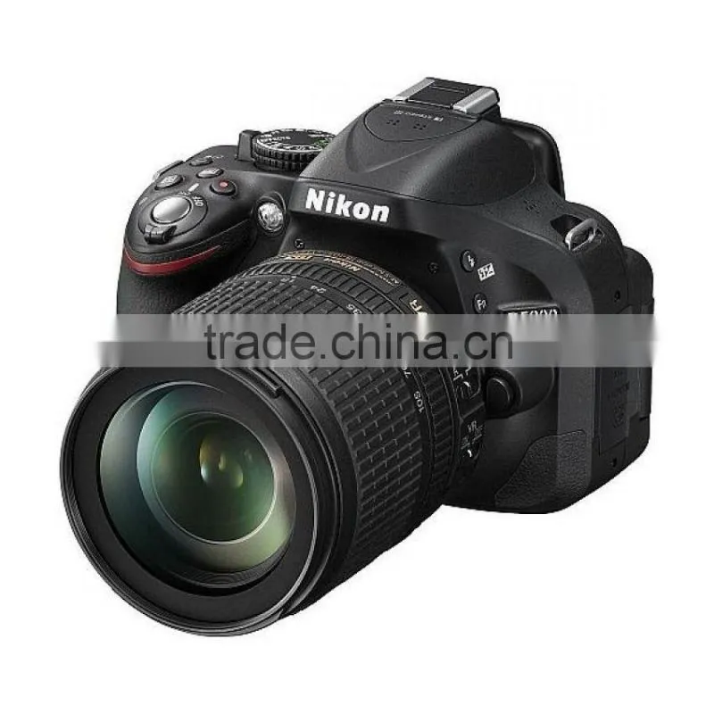 Nikon D5200 Black Body with 18-105mm VR Lens Kit