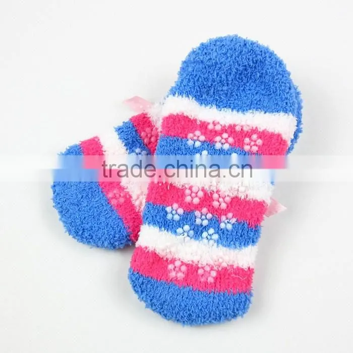 Wholesale anti slip indoor women microfiber socks