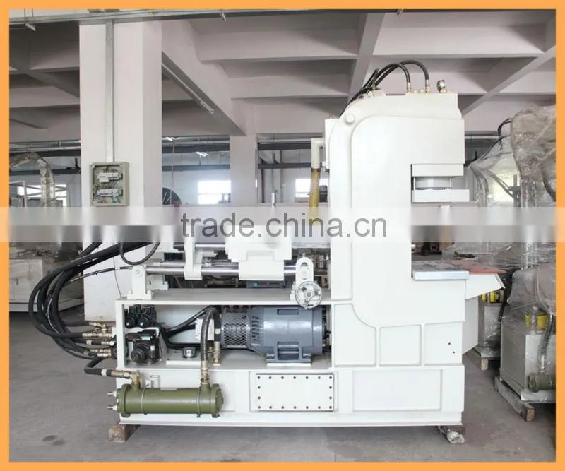 Power plug cord injection molding machine