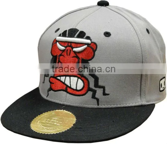 flat bill fitted baseball cap with contrasting piping string