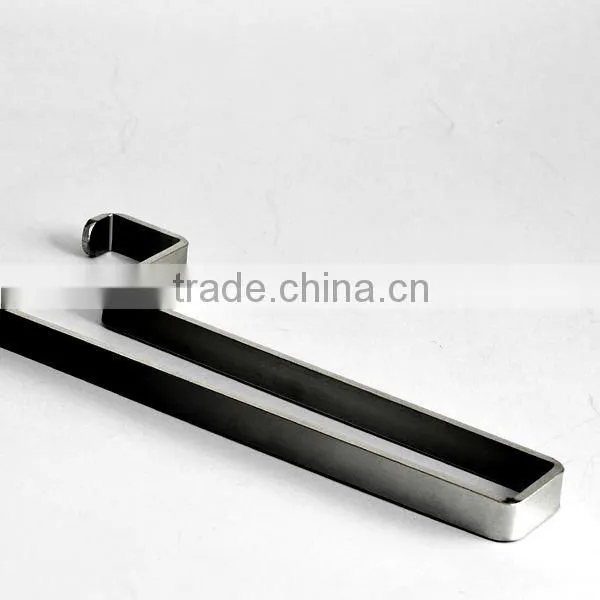 Stylish Stainless Steel Plate Pants Hanger for Elegant Evening Dress