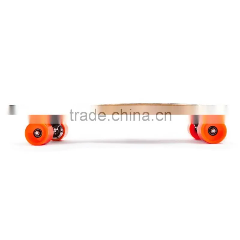 2016 Factory Wholesale Lithium Battery 4 Wheel Hoverboard Electric Skateboard