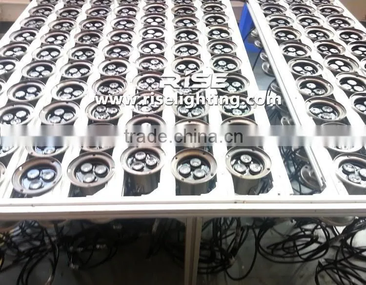 2015Battery powered IP67 waterproof stage lights with 8-90beam angle