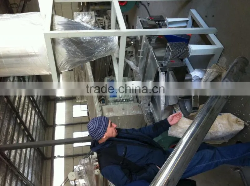 waste plastic recycling machine