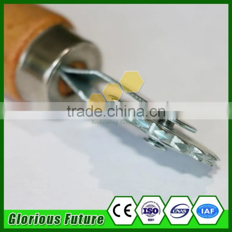 2017 China best quality wooden bee frame wire embedder for beekeeping