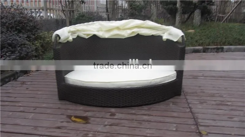 Leisure Poly Dog Bed Rattan Pet Bed With Canopy